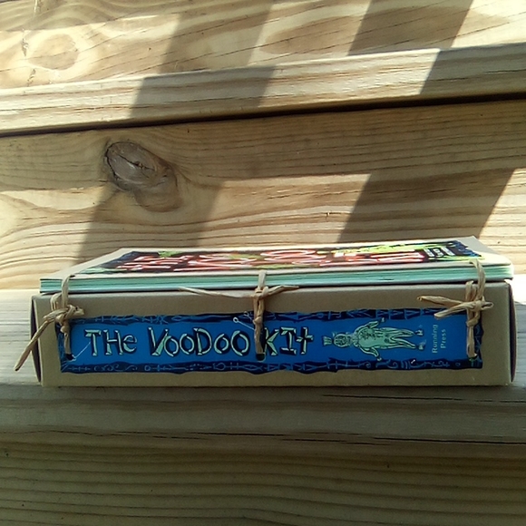 The Voodoo Doll Kit Book and Doll Set Vintage 1990s - Picture 3 of 12